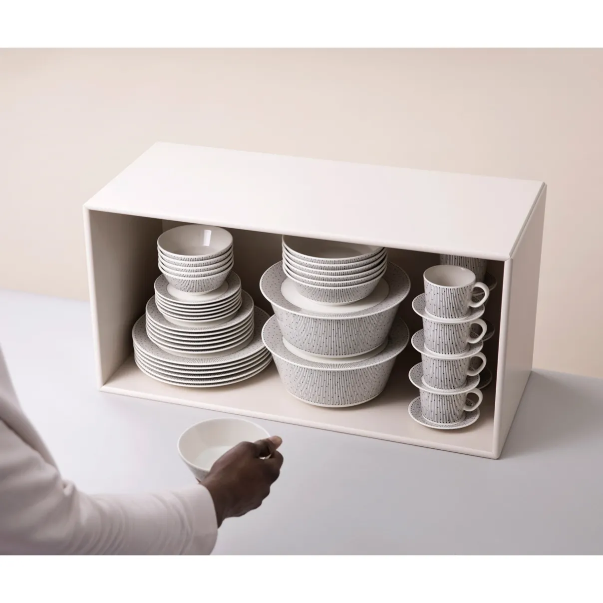 Outlet IITTALA Lautanen 15cm Musta